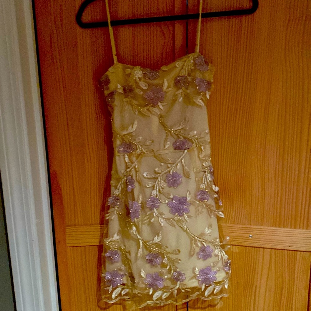 Super cute dressy mini dress! Worn only once!
